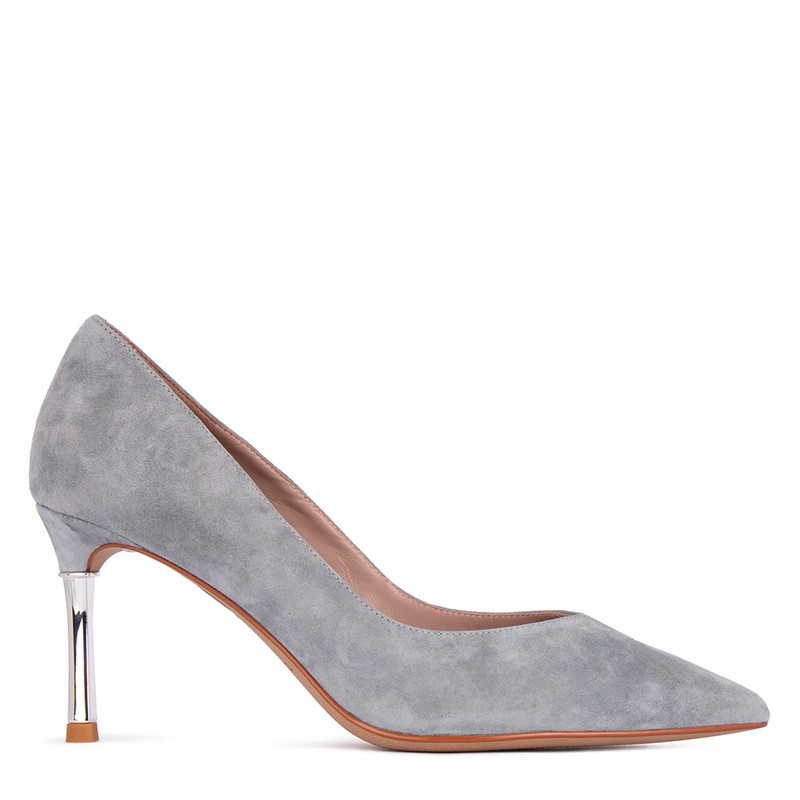 Light gray shop pumps